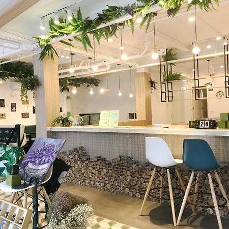 Folk Poshtel Asok Vandrehjem Bangkok Eksteriør billede