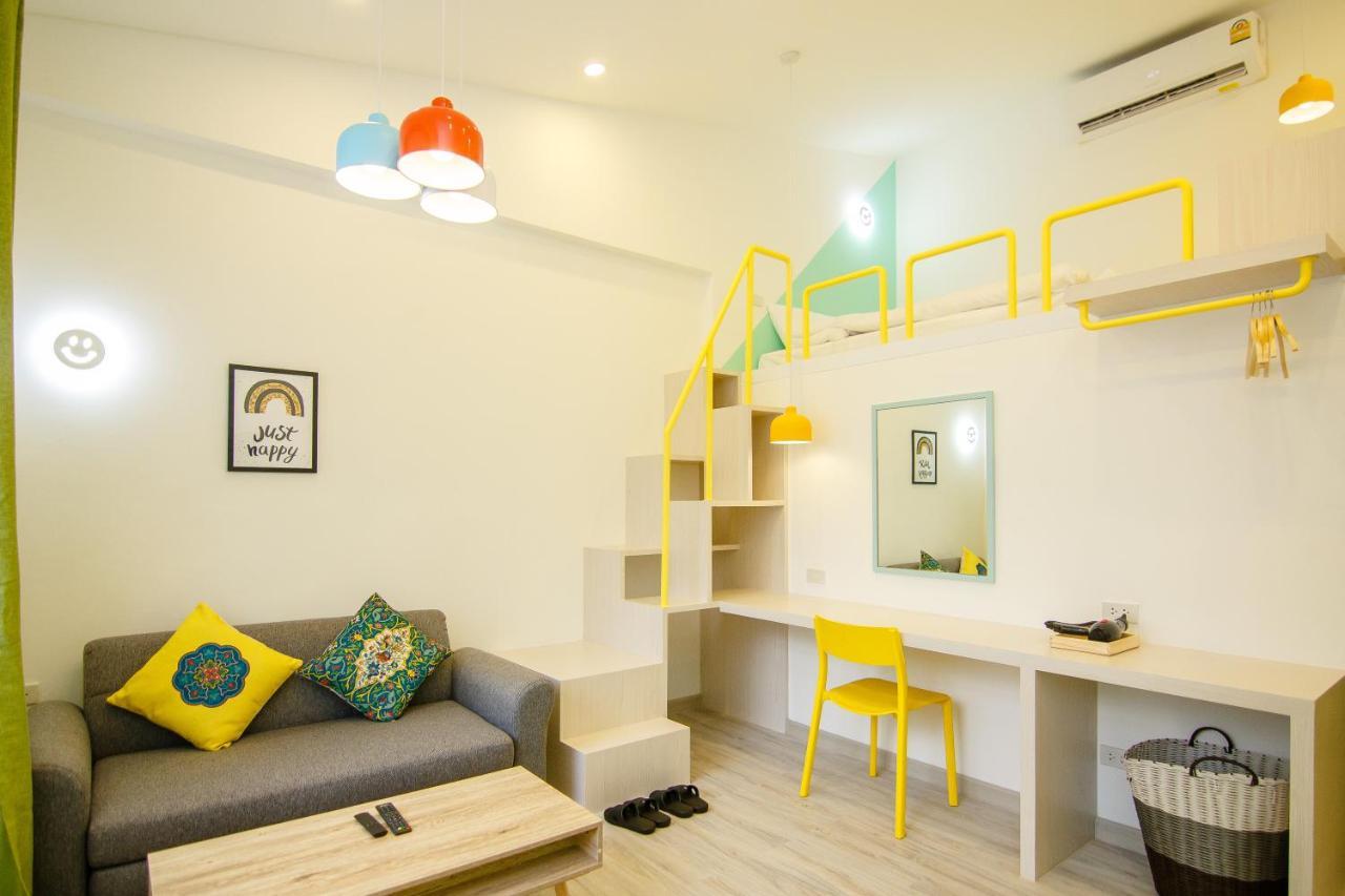 Folk Poshtel Asok Vandrehjem Bangkok Eksteriør billede