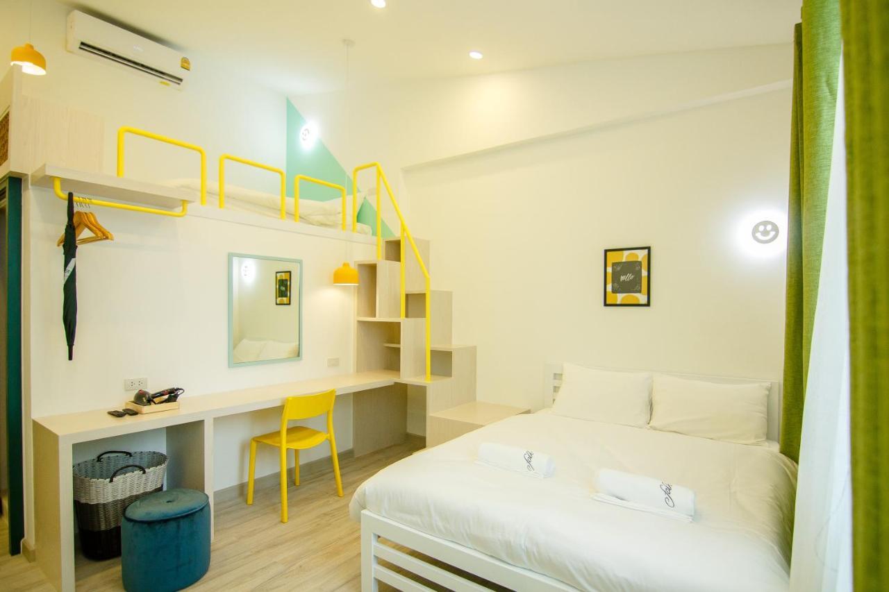 Folk Poshtel Asok Vandrehjem Bangkok Eksteriør billede