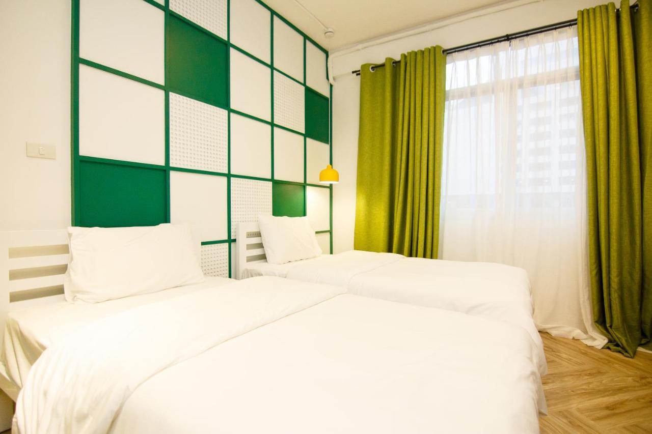 Folk Poshtel Asok Vandrehjem Bangkok Eksteriør billede