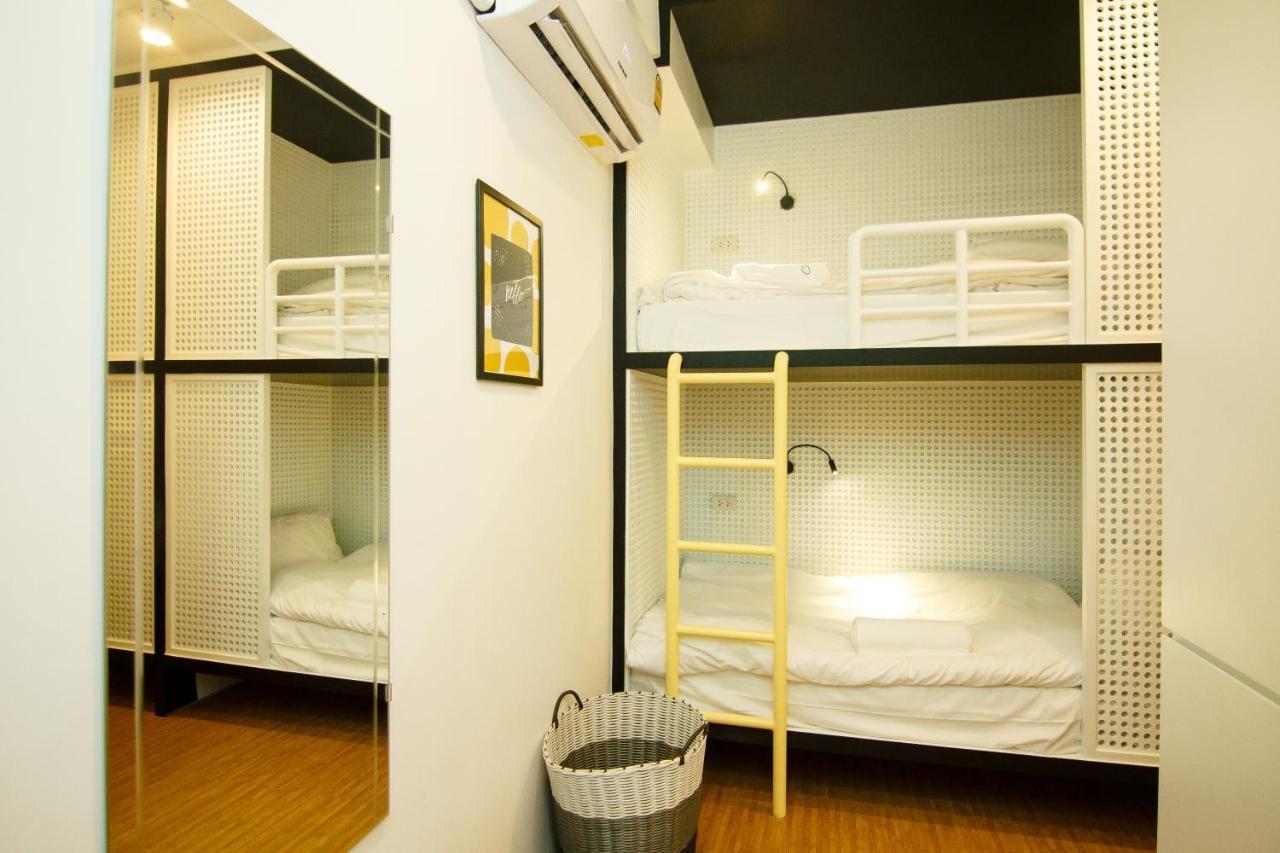 Folk Poshtel Asok Vandrehjem Bangkok Eksteriør billede