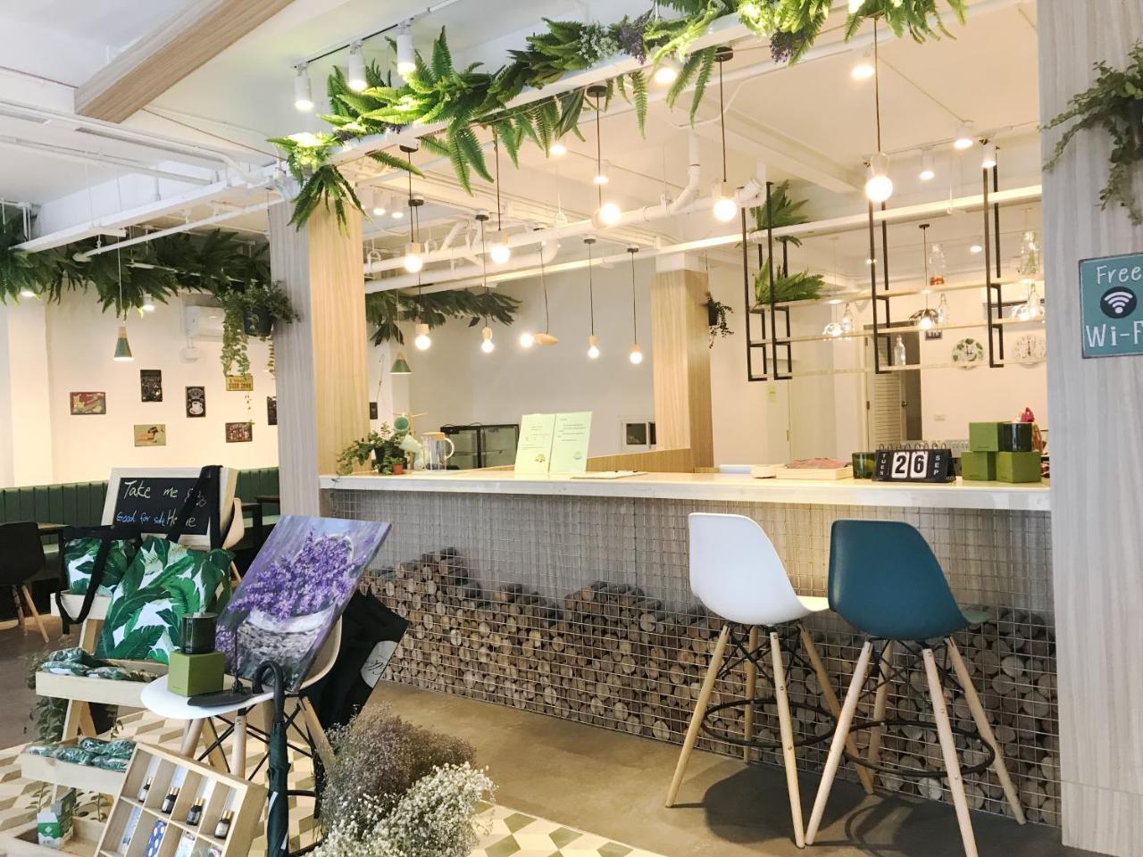 Folk Poshtel Asok Vandrehjem Bangkok Eksteriør billede