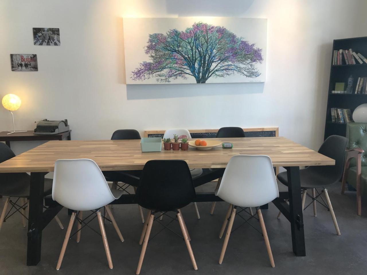 Folk Poshtel Asok Vandrehjem Bangkok Eksteriør billede