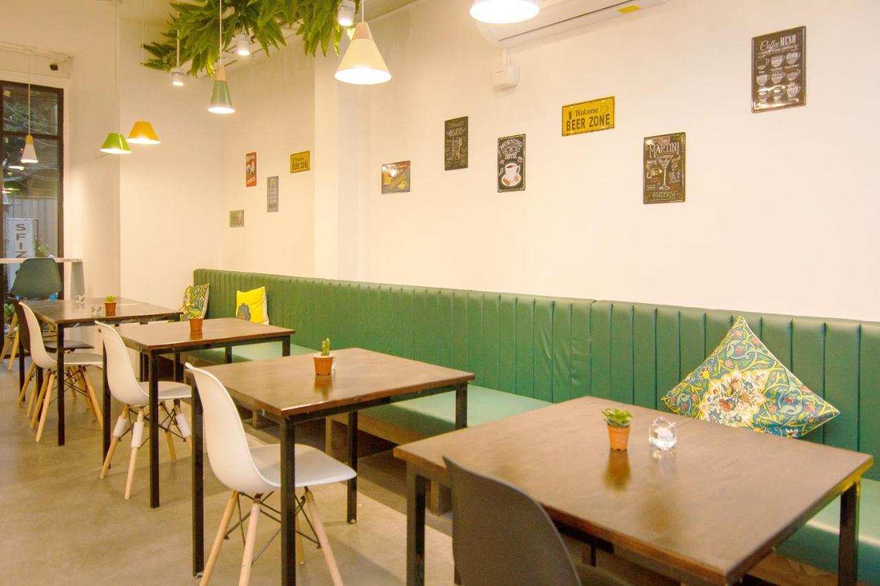 Folk Poshtel Asok Vandrehjem Bangkok Eksteriør billede