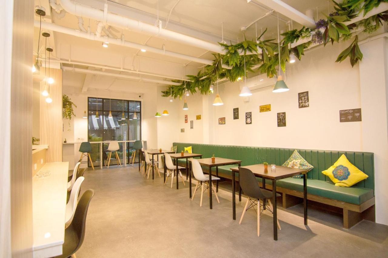Folk Poshtel Asok Vandrehjem Bangkok Eksteriør billede